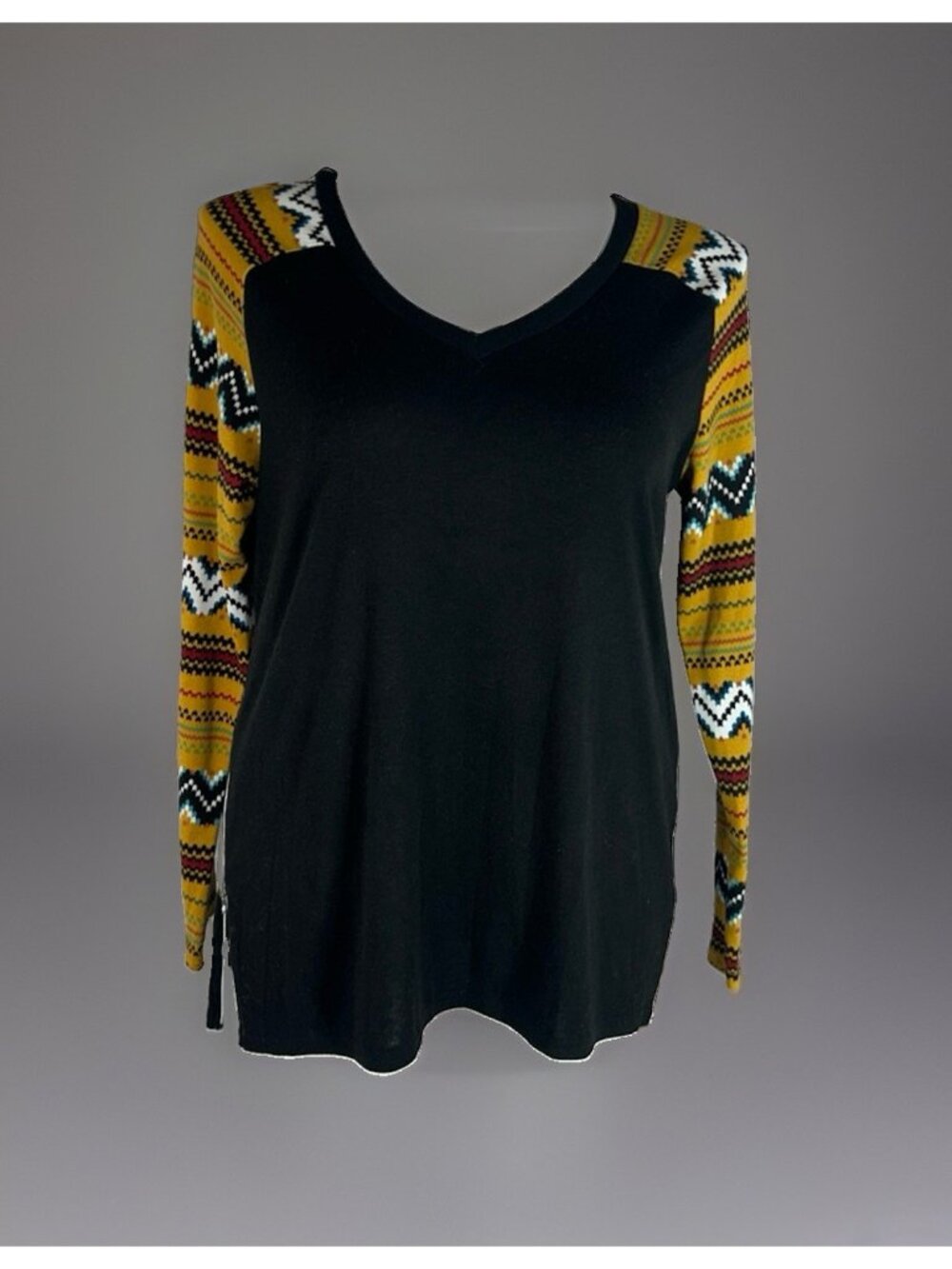 Prinstory Black Gold Aztec V-Neck Top Women’s Size XL W/ Zip Sides Stretch